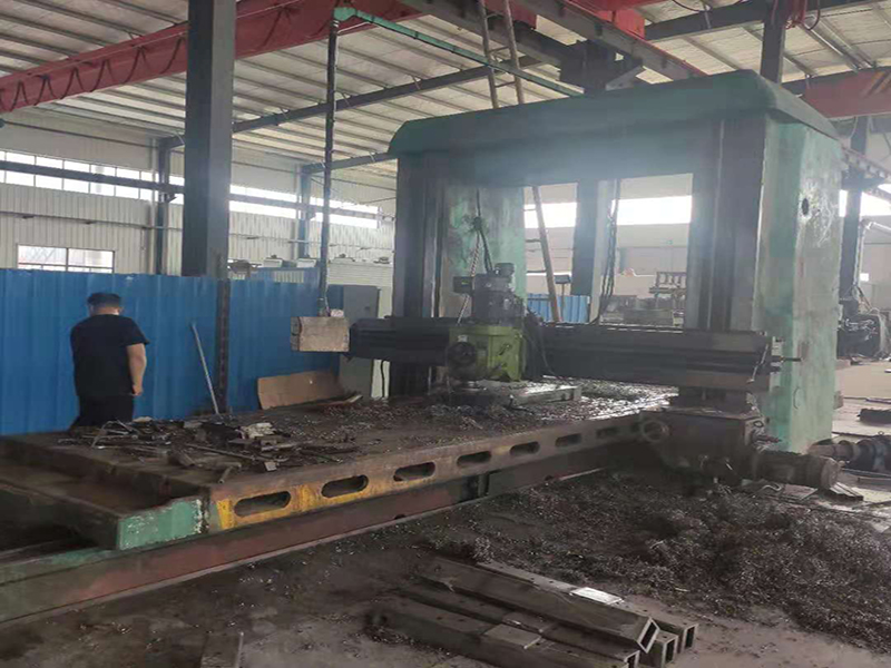 鈑金加工機(jī)械